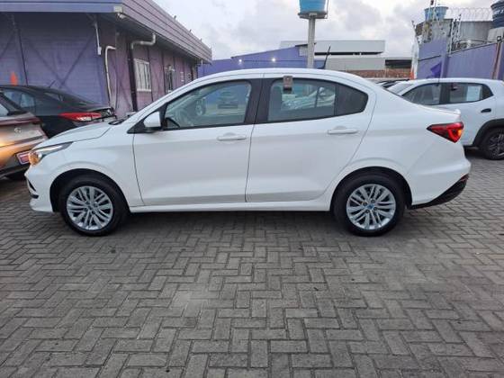 FIAT CRONOS 1.3 FIREFLY FLEX DRIVE MANUAL FIAT CRONOS 1.3 FIREFLY FLEX DRIVE MANUAL